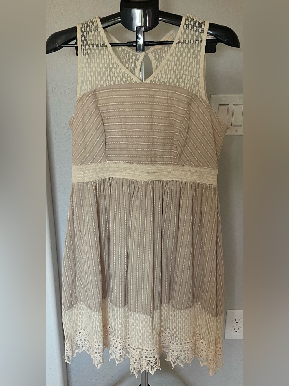 Ryu Beige Cream Labeled Fabric Garment